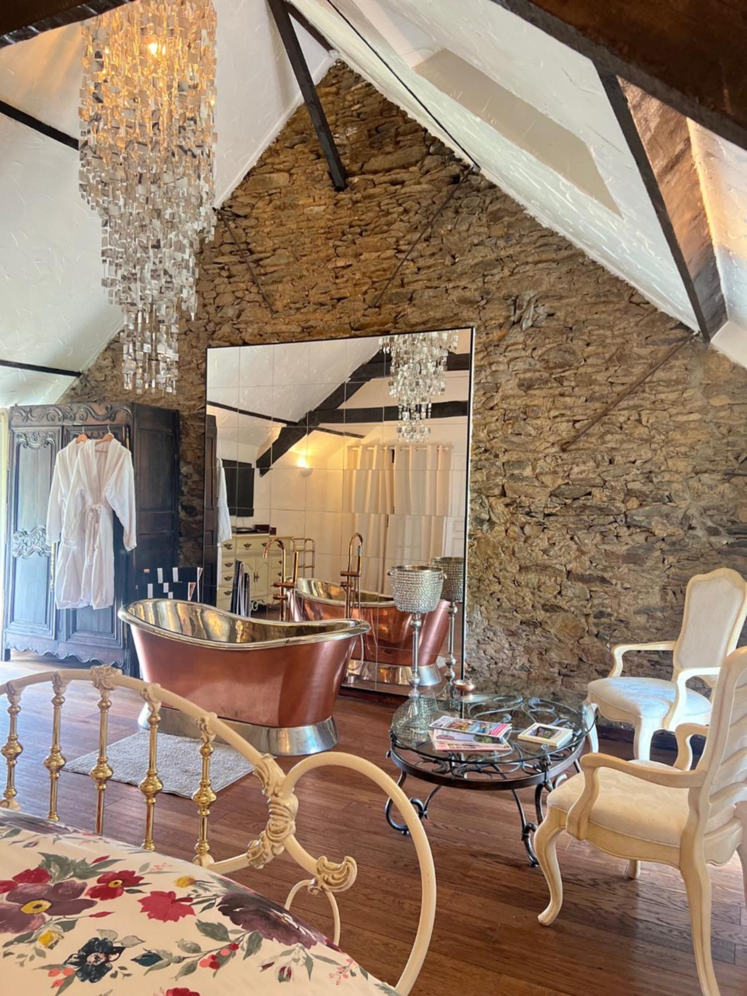 Saint-Georges-D'Aunay Chez Thomas 7 Route Du Monde Ancien Bed & Breakfast エクステリア 写真